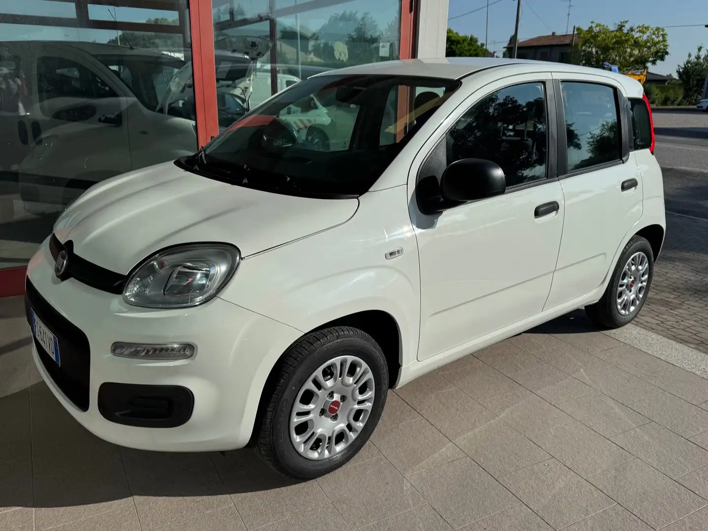 Fiat Panda 1.2 Easy 69cv Blanc - 1