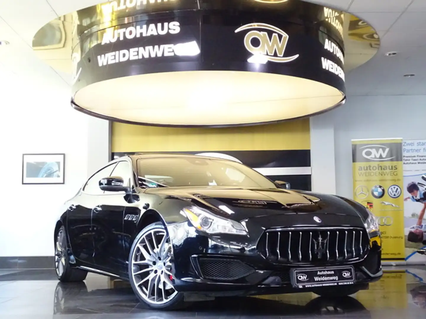 Maserati Quattroporte 3.0 V6 Facelift Navi Leder Cam1Hand Noir - 2