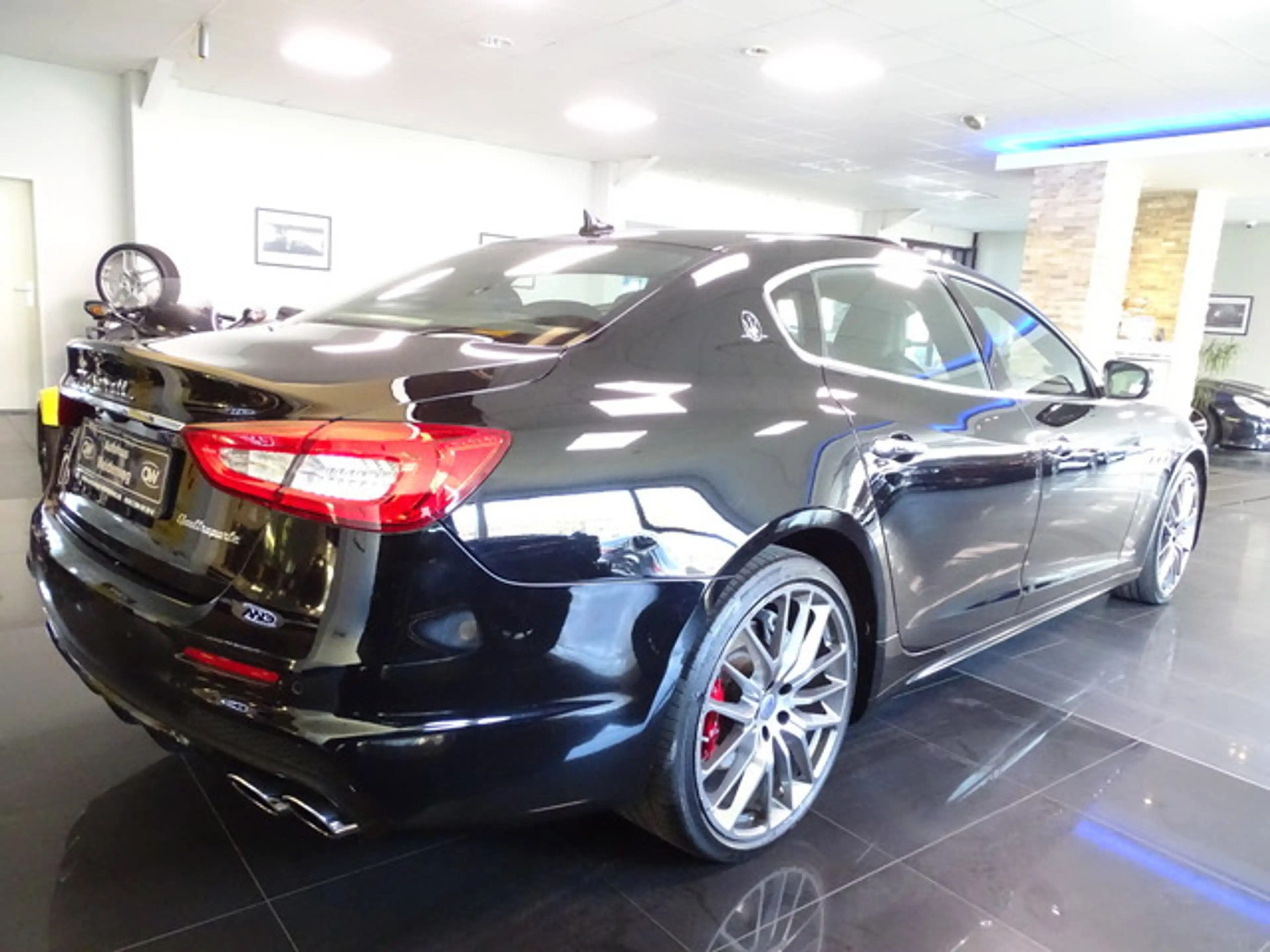 Maserati Quattroporte 3.0 V6 Facelift Navi Leder Cam1Hand — photo 9