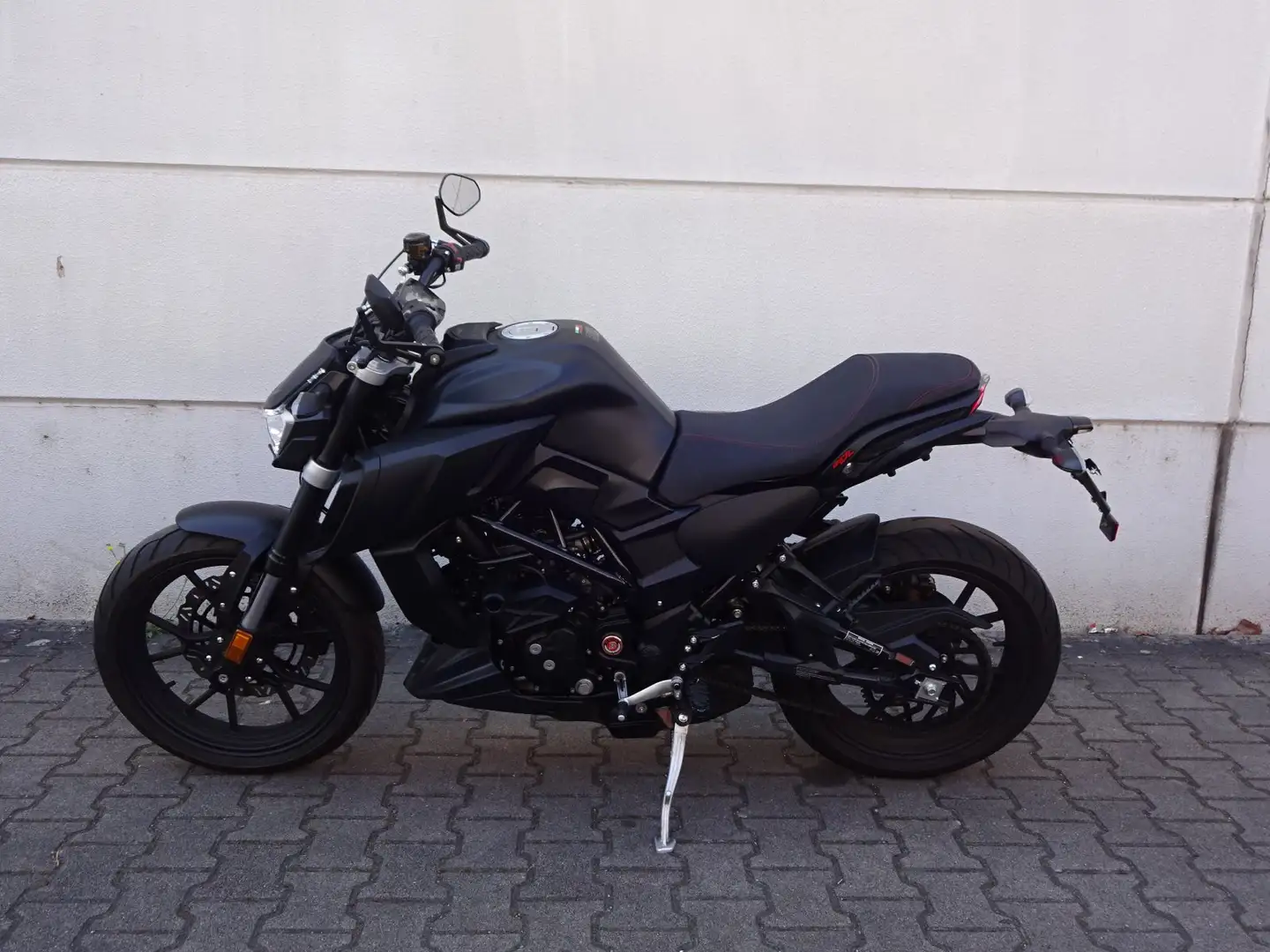 Motobi DL 125 NAKED ABS EFi EURO5 Schwarz - 2