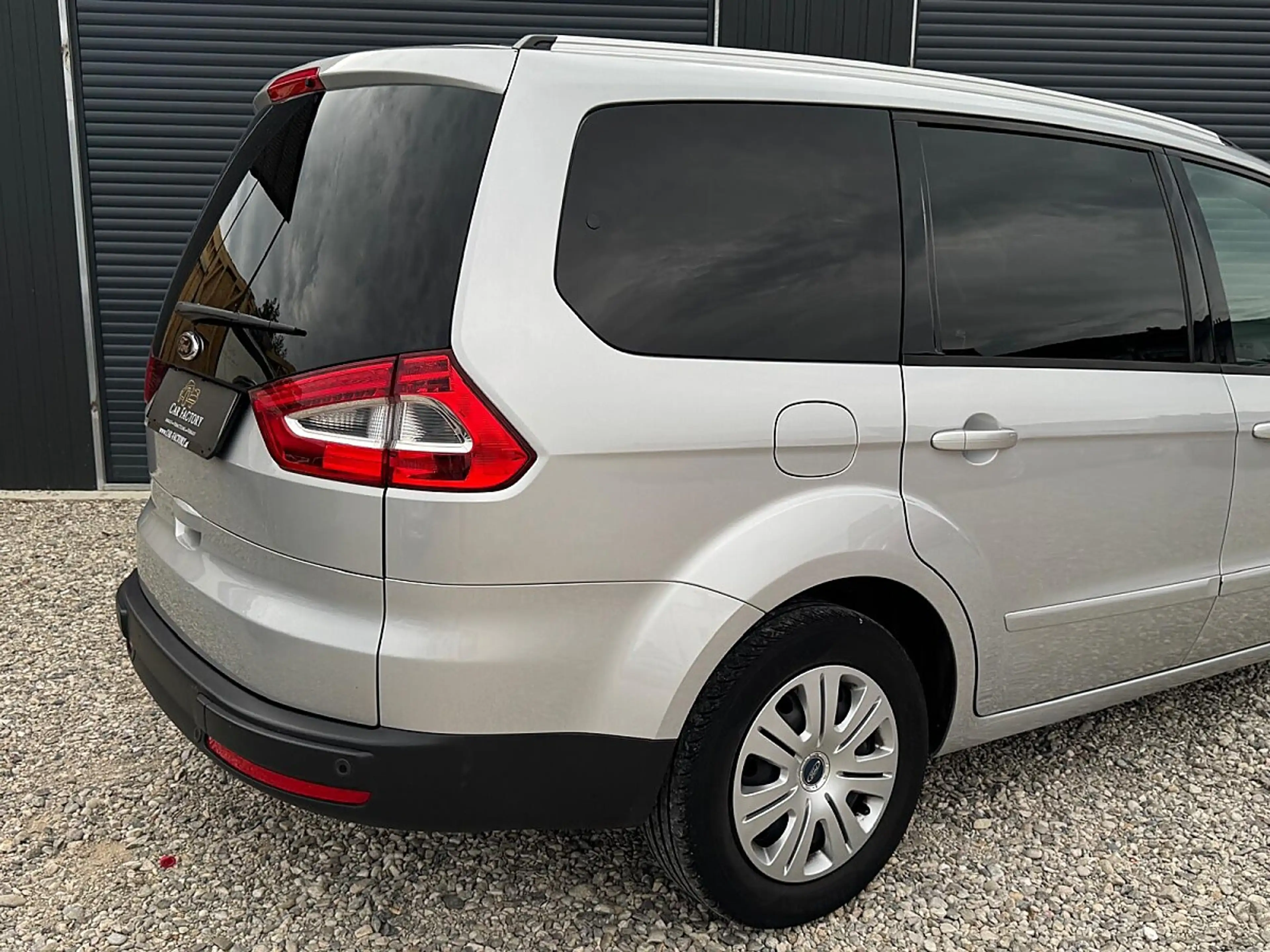 Ford Galaxy Trend 2,0 TDCi DPF — photo 5