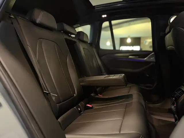 BMW X3 xDrive 20d *PANO*AHK*360*HEAD-UP*LHZ*SPZ*TOP PREIS Ansicht 18