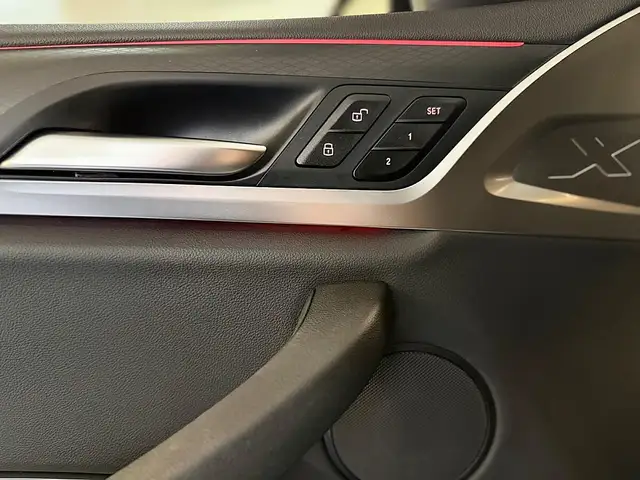 BMW X3 xDrive 20d *PANO*AHK*360*HEAD-UP*LHZ*SPZ*TOP PREIS Ansicht 20