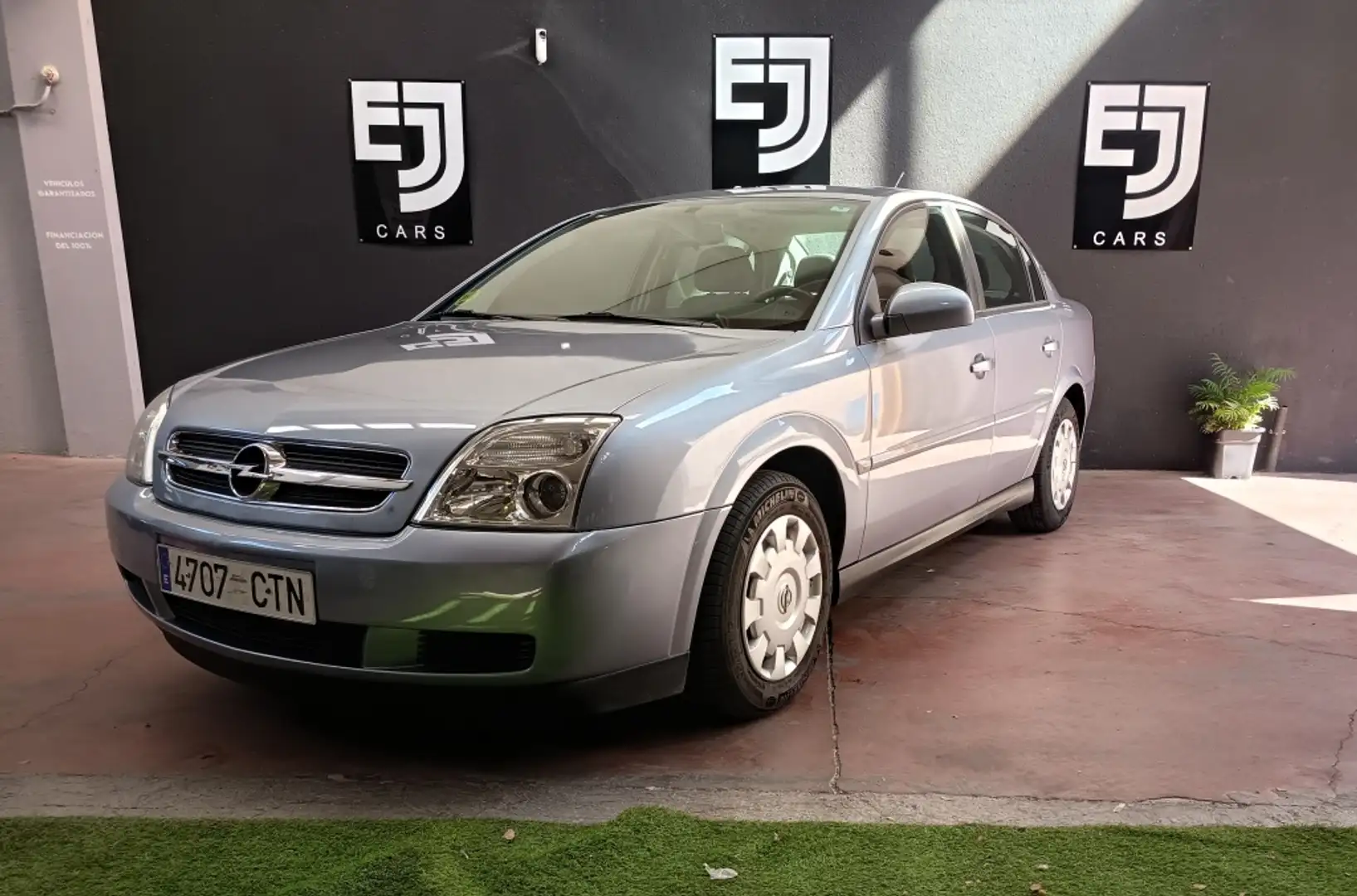 Opel Vectra 1.8 16v Essentia Grigio - 1