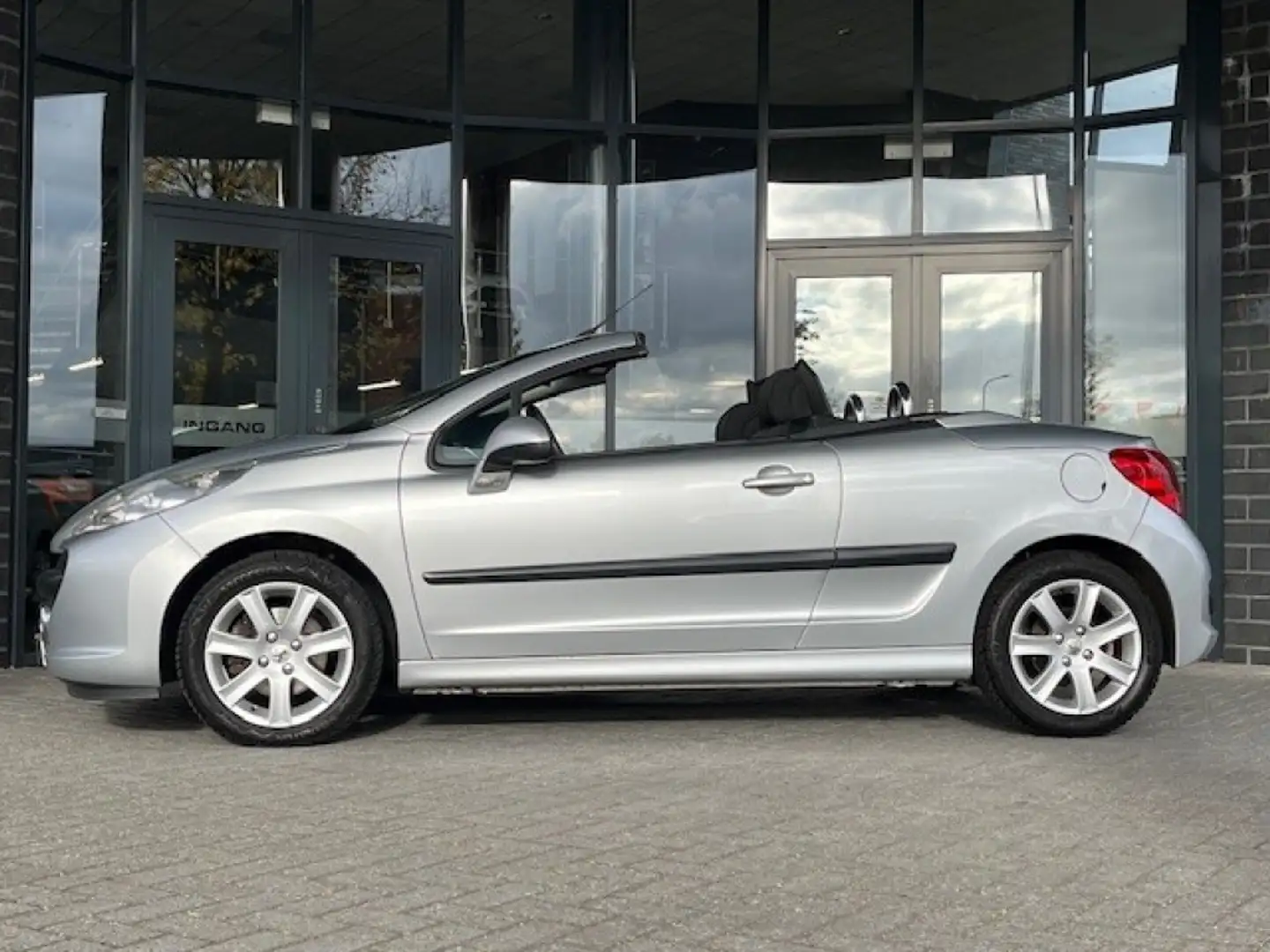 Peugeot 207 1.6 VTI AUT. CLIMA - TREKH. - 16 INCH Grigio - 2