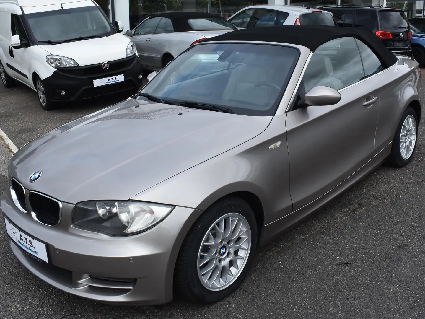 BMW 118 118i *CABRIO*SITZHZ*KLIMA*LEDER*STEUERKETTE NEU Grau - 1