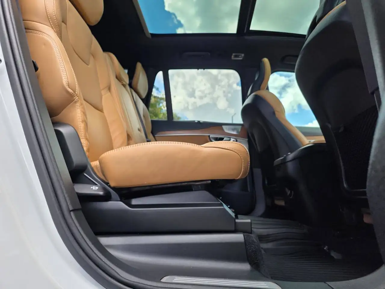 Volvo XC90 photo Volvo XC90