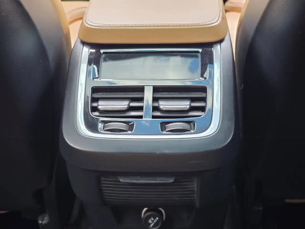 Volvo XC90 photo Volvo XC90