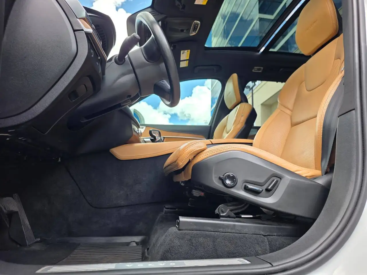 Volvo XC90 photo Volvo XC90