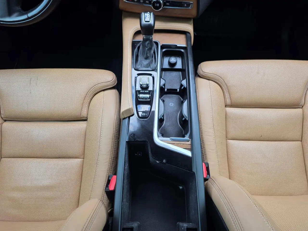 Volvo XC90 photo Volvo XC90