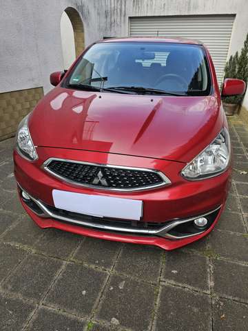 Imagine Mitsubishi Space Star Space Star 1.0 Active