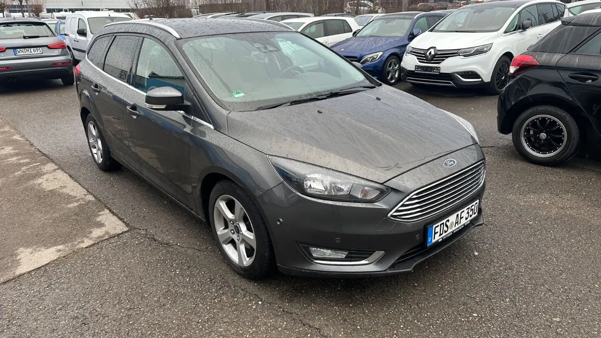 Ford Focus Turnier Titanium, Leder, Euro 6 Grau - 1