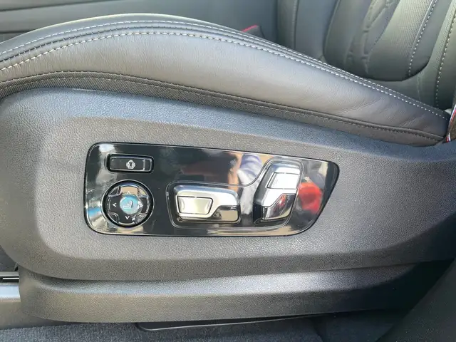 BMW X5 view 14