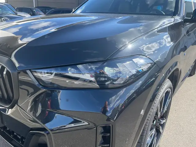 BMW X5 view 5