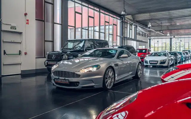Aston Martin DBS Touchtronic 2