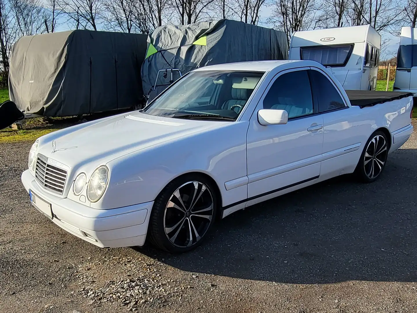 Mercedes-Benz E 290 Pickup Weiß - 2