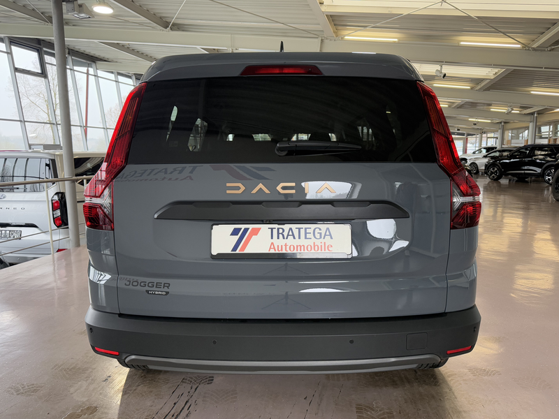 Dacia Jogger Hybrid 140 Autom Extreme+ 7-Sitzer Voll! — photo 6