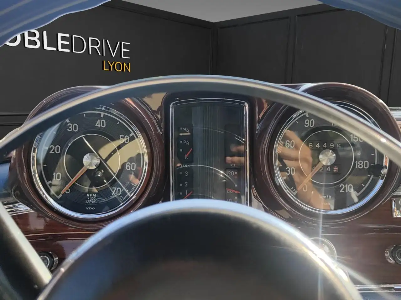 Mercedes-Benz 220 se COUPE - SUIVI ET HISTORIQUE DEPUIS LA MISE EN CIRCULATION - RESTAURATION COMPLETE, foto 10