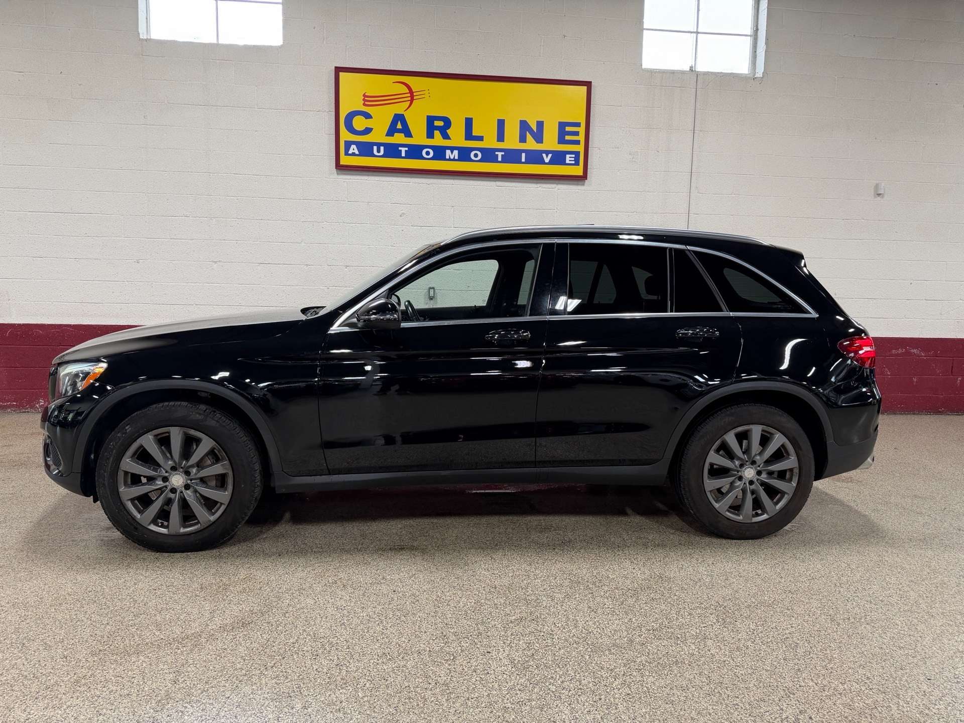 2016 Mercedes-Benz GLC GLC300 4MATIC|LED & XENON HEADLIGHTS - PANO-ROOF - — снимка 1