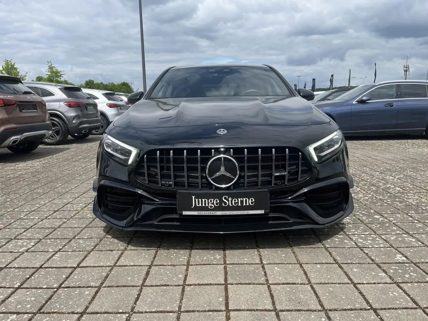 Mercedes-Benz A 45 AMG AMG A 45 4M+ PANO+NIGHT+MEMORY+FAHRASSIST+MULTIB Noir - 2