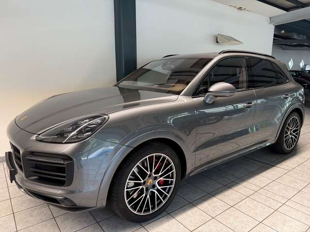 Imagine Porsche Cayenne GTS H-Up 360° Pano AHK Sitzkli Approved