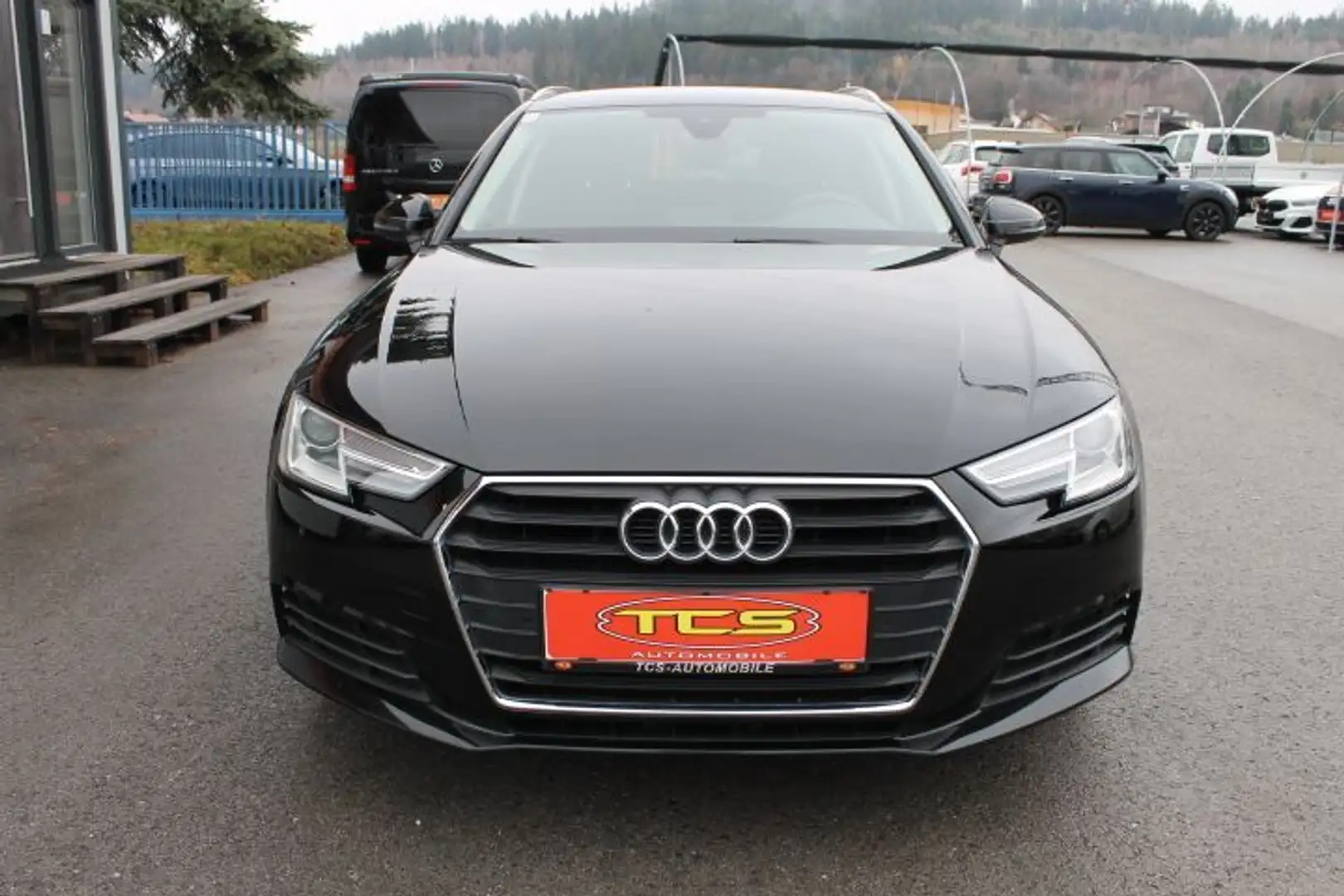 Audi A4 Avant 2,0 TDI S-tronic Zwart - 2