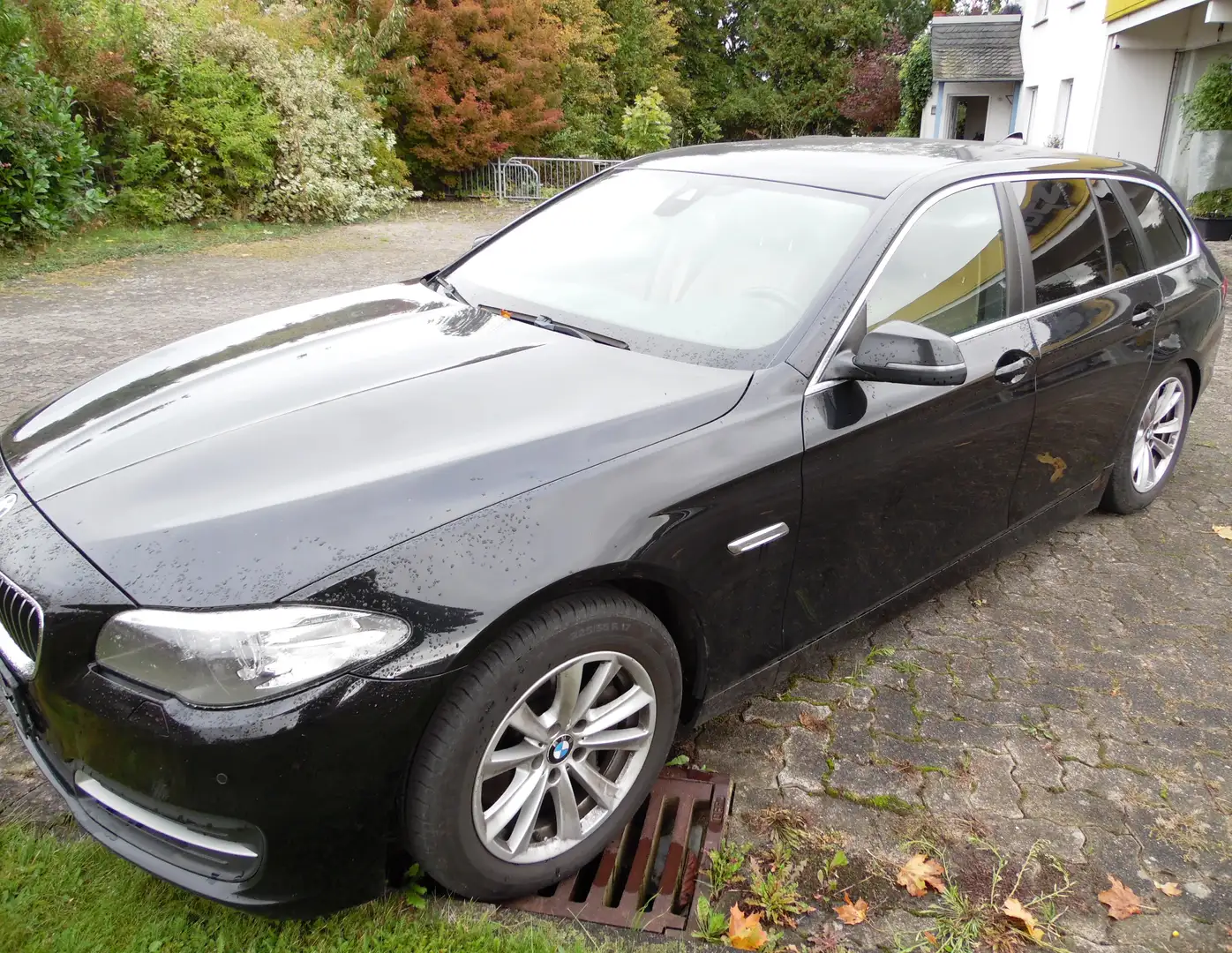 BMW 535 535i Touring Autom. Navi PDC Leder SHZ Schwarz - 1