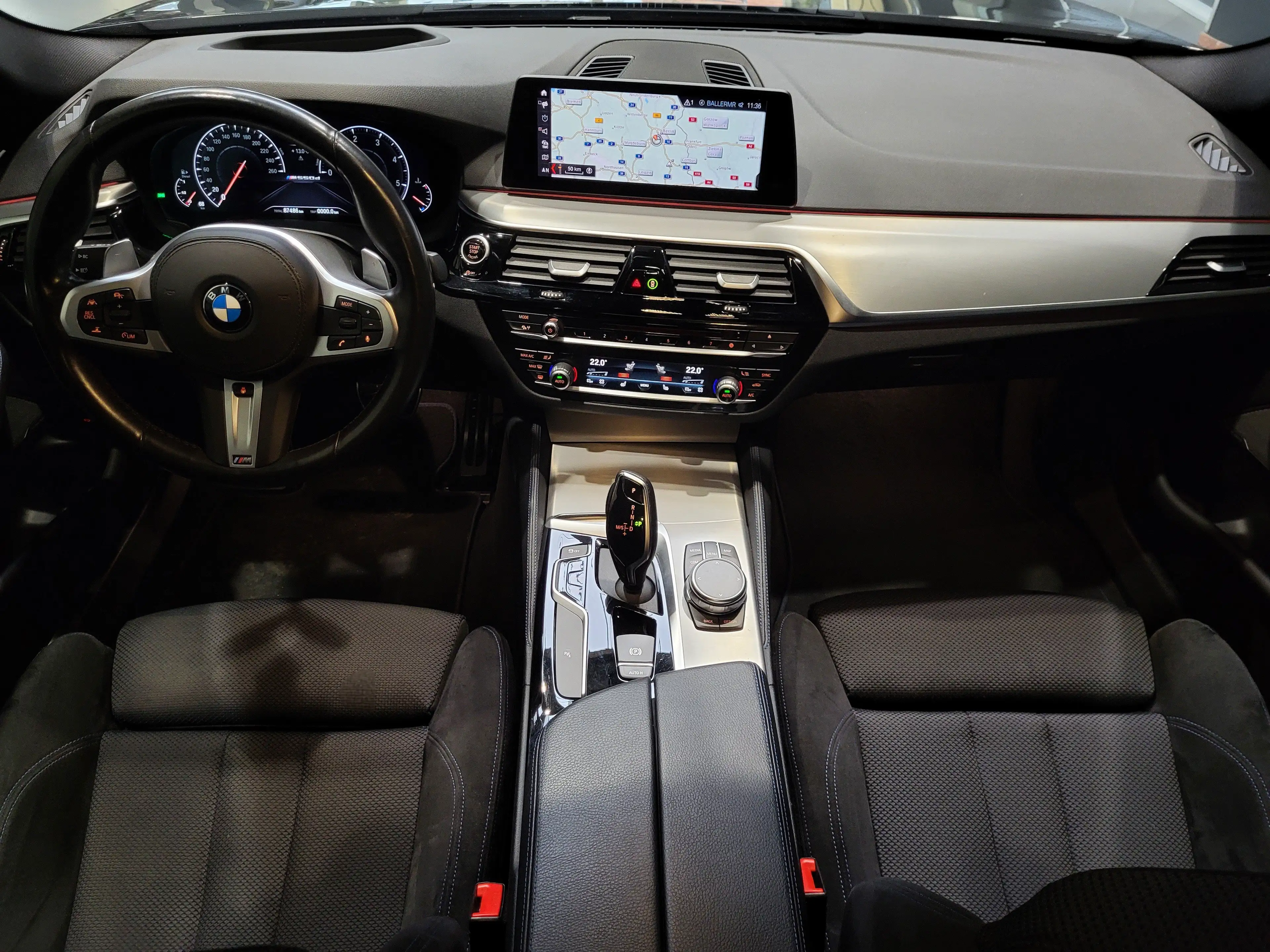 BMW M550 d xDrive M-Technik *TOP Ausstattung* — photo 10