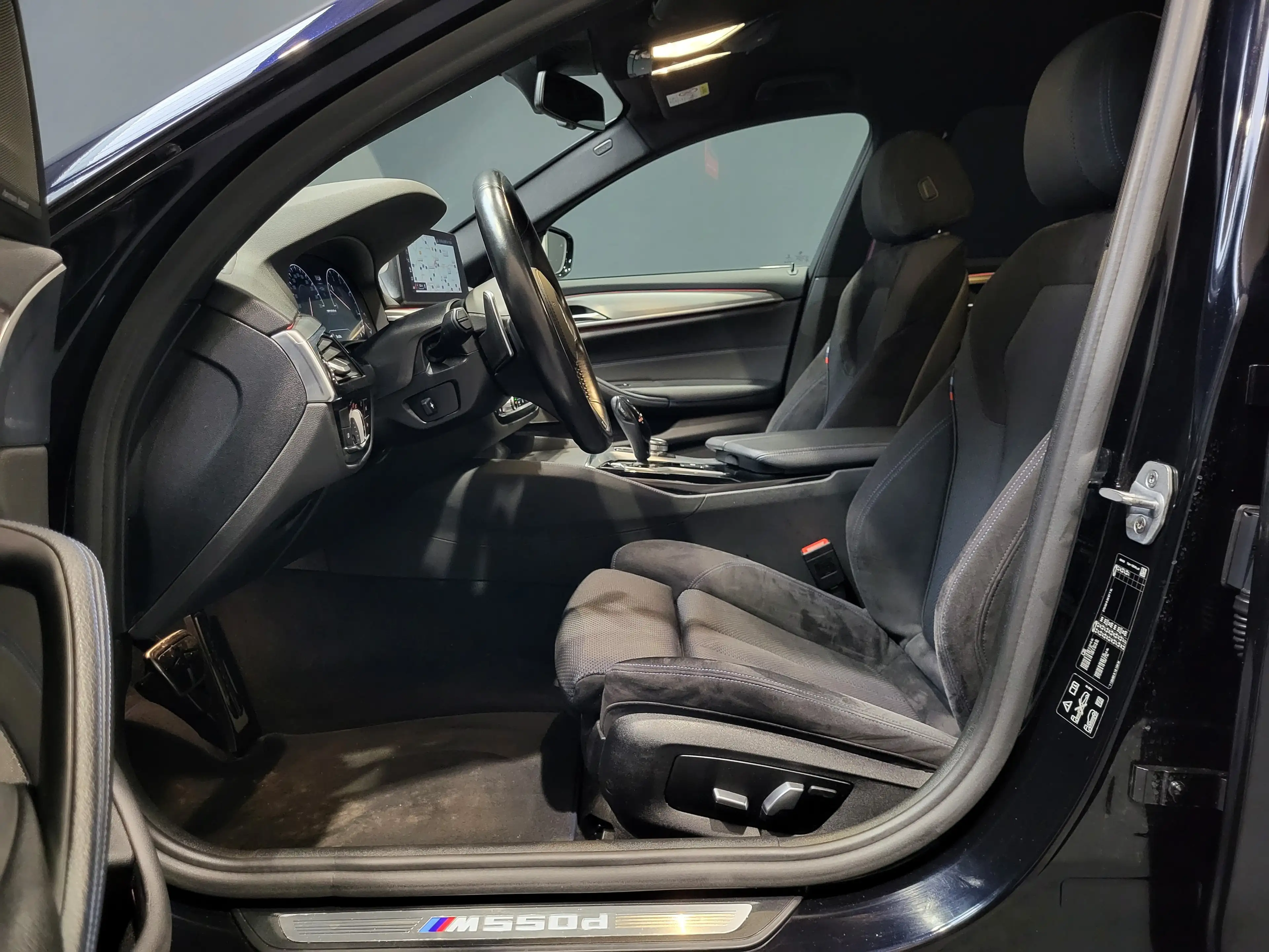 BMW M550 d xDrive M-Technik *TOP Ausstattung* — photo 7
