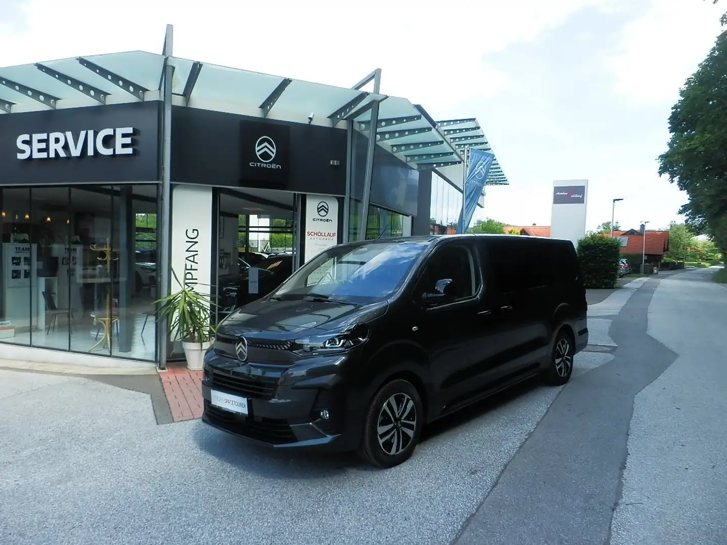 Citroen Spacetourer XL BHDI 180 EAT8 Business Lounge Rot - 1