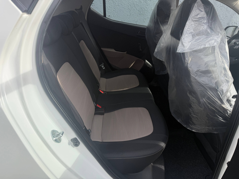 Hyundai i10 Classic*Klima*2.Hand*SH gepflegt*HU/AU NEU*Guter Zustand — photo 10