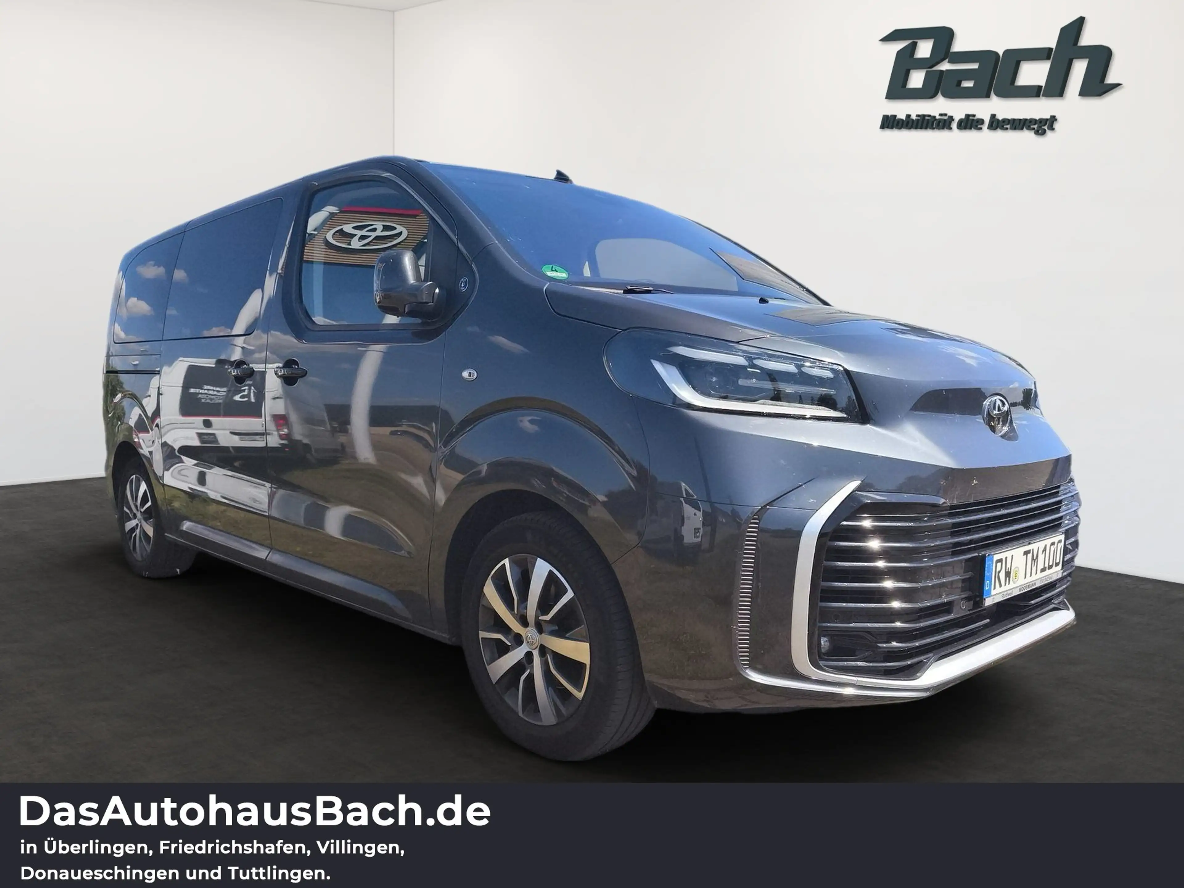 Toyota Proace Verso 2.0 D-4D Automatik Team D — photo 2