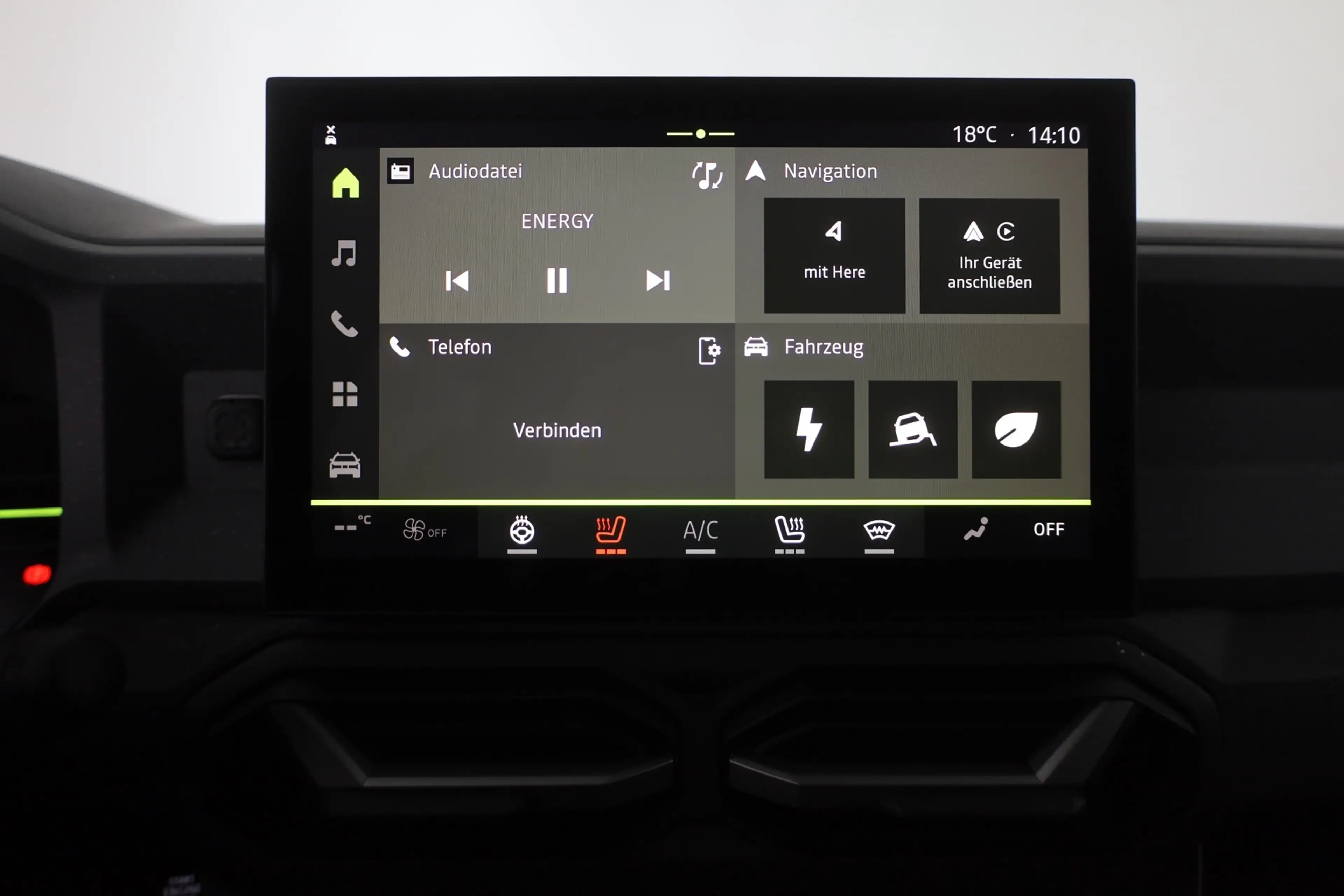 Dacia Duster Hybrid 155 Aut. LED ACC Navi — photo 12