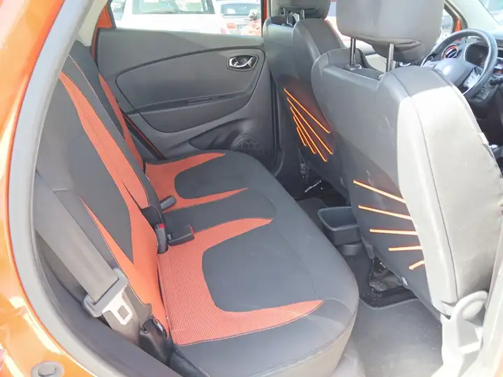Renault Captur 2015, foto 4
