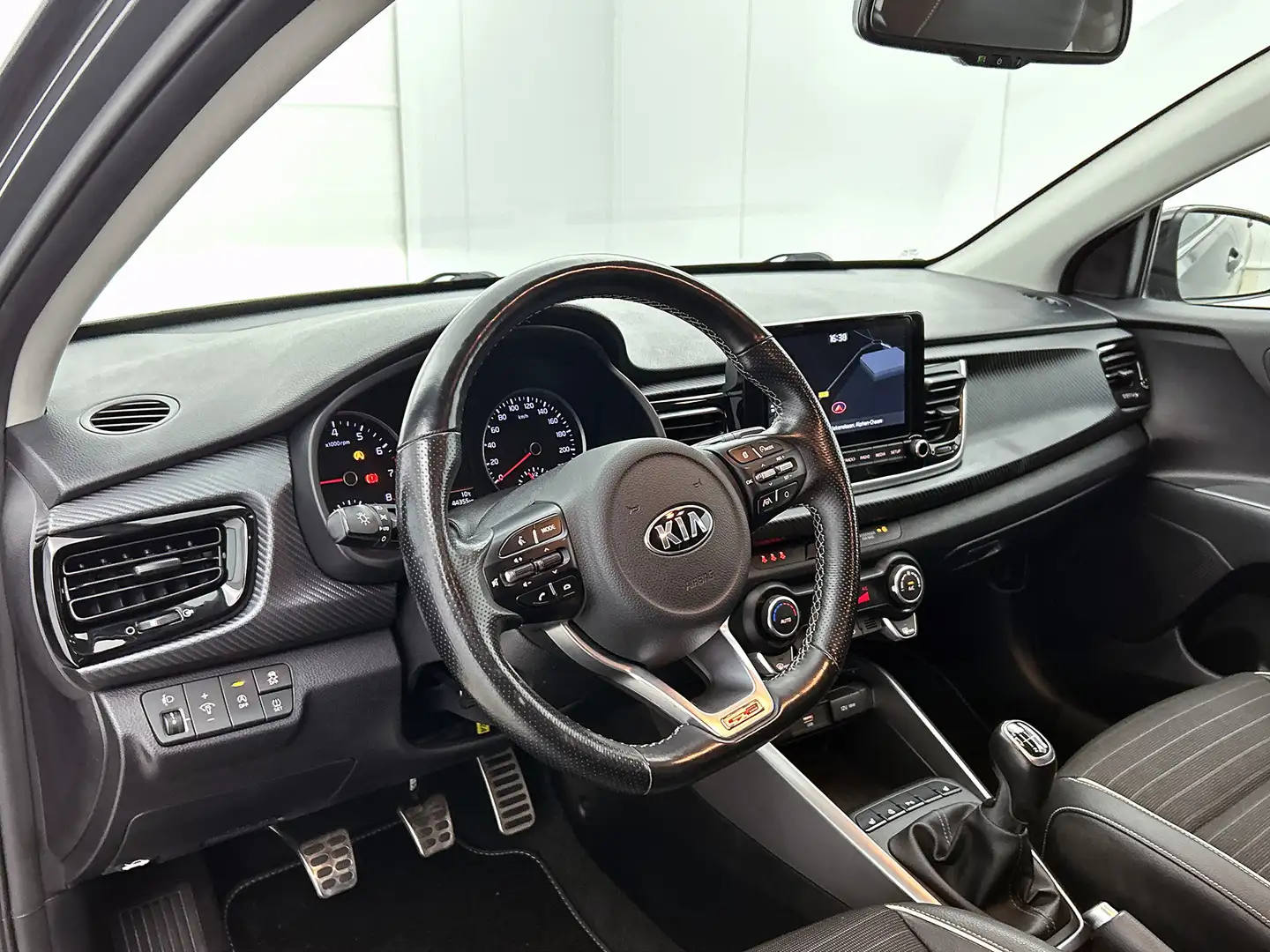 Kia Rio 1.0 T-GDi MHEV GT-Line Camera, stuur,- en stoelver Grau - 2