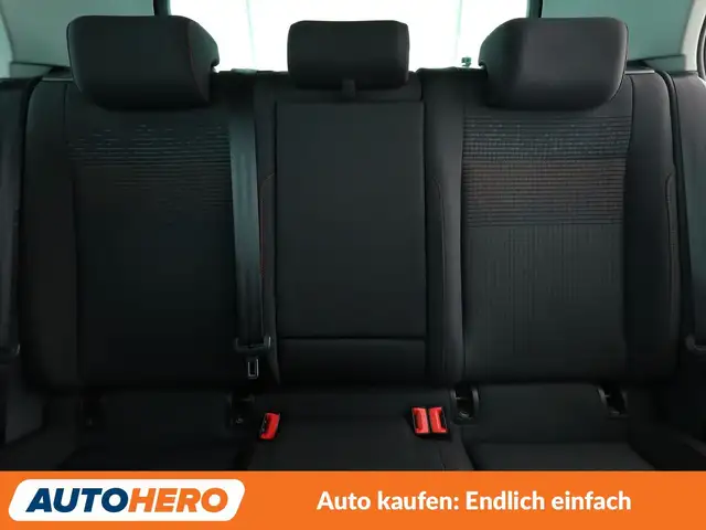 Volkswagen Golf view 15