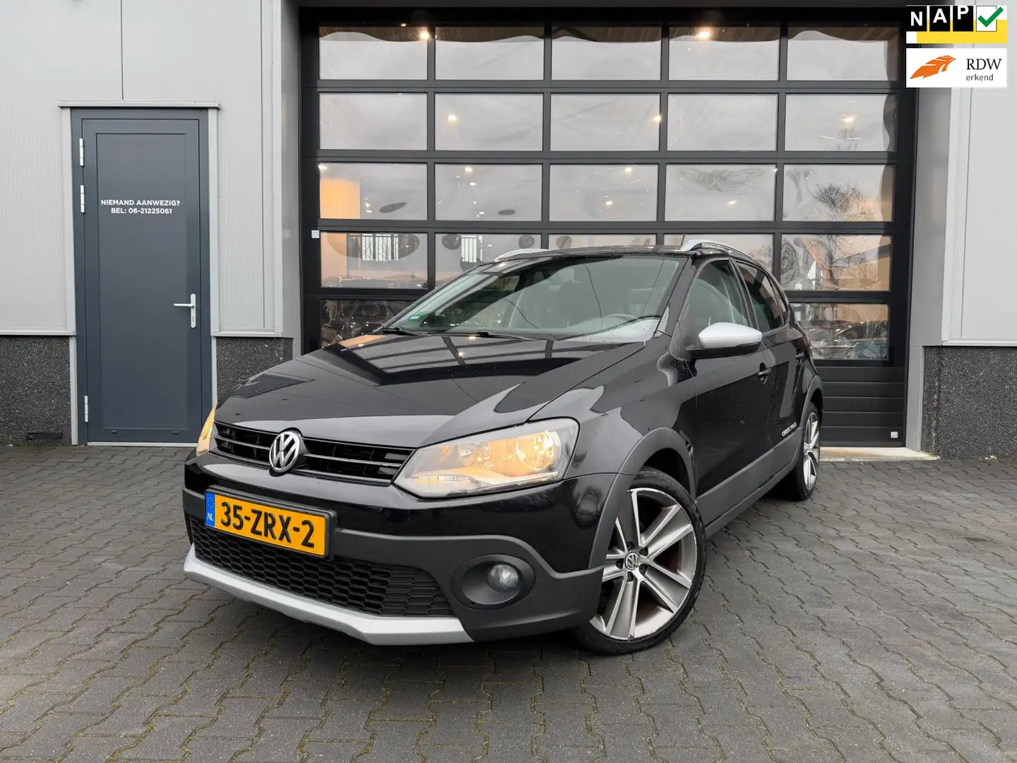 Volkswagen Polo Cross 1.2 TSI Negro - 1