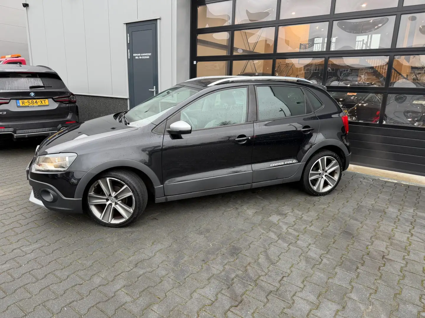 Volkswagen Polo Cross 1.2 TSI Negro - 2
