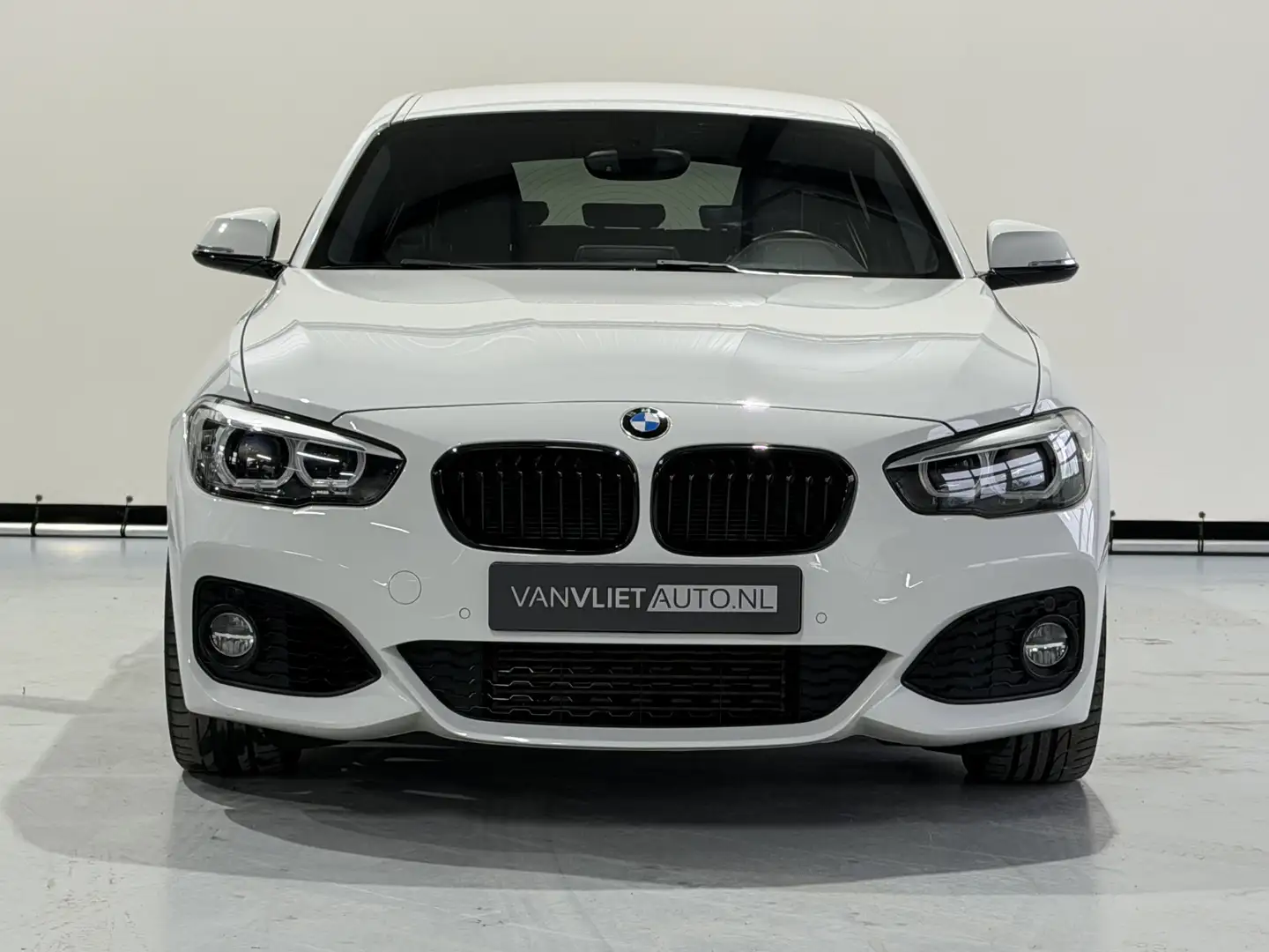 BMW 118 1-serie 118i Edition M Sport HIGH Exe / Automaat / Weiß - 2