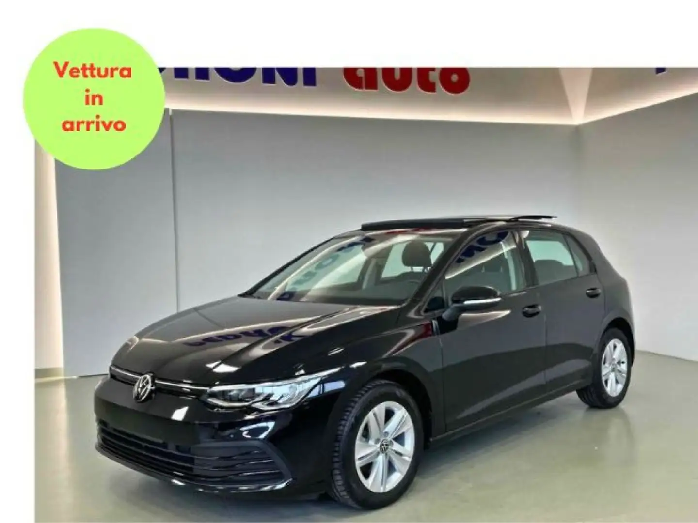 Volkswagen Golf 8 2.0 TDI 116 CV 5p. 6M. Life tetto led 16"-17" Nero - 1