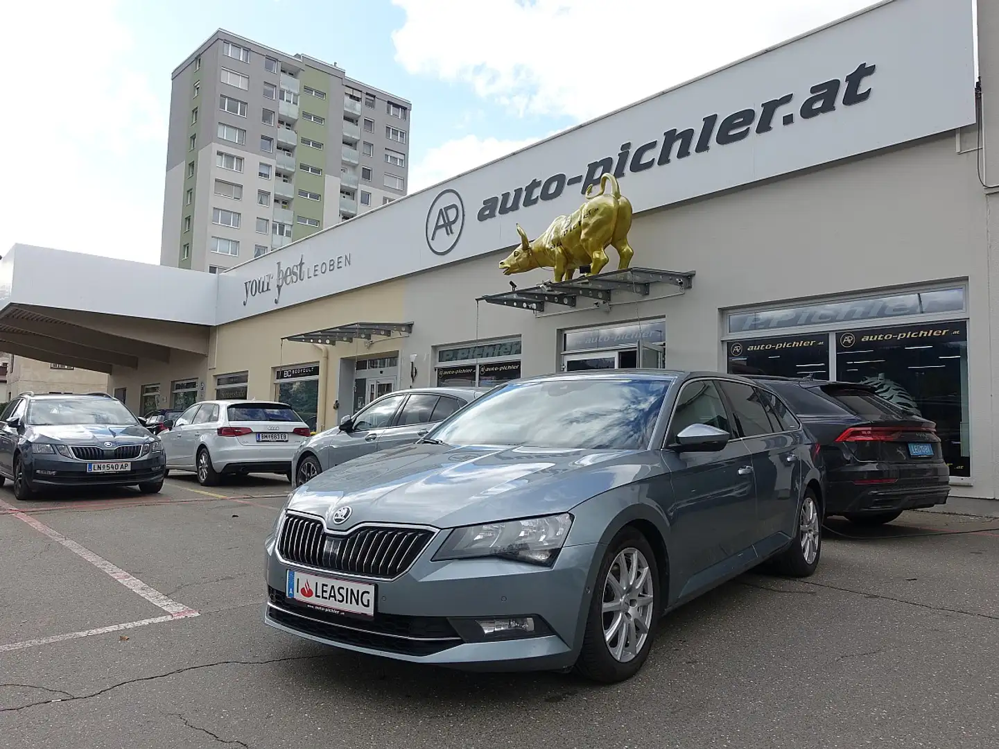 Skoda Superb Kombi 1,6 TDI Ambition Gris - 1