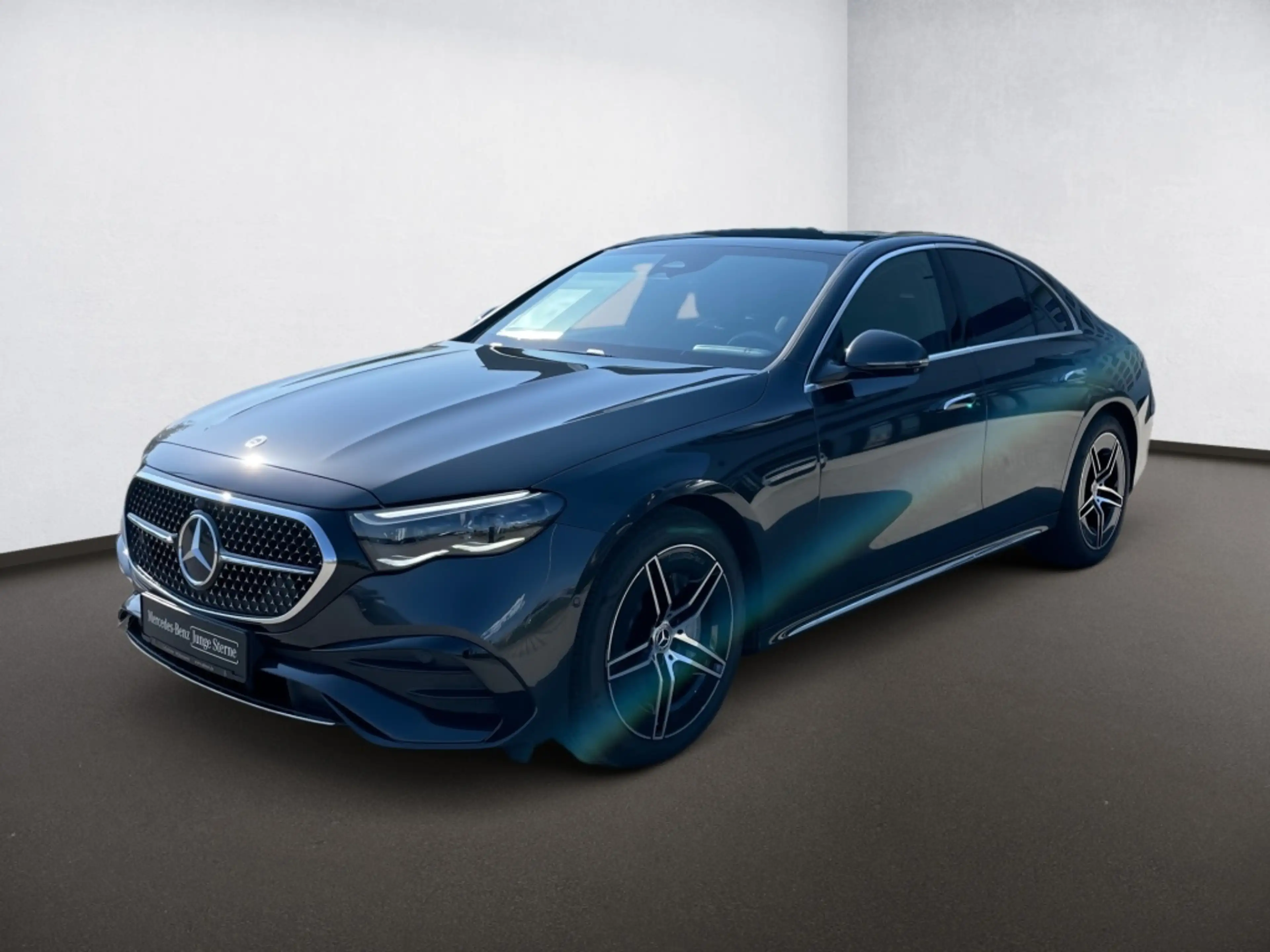 Mercedes-Benz E 450 d 4MATIC Limousine AMG*Ambi*MBUX*CarPlay — photo 2