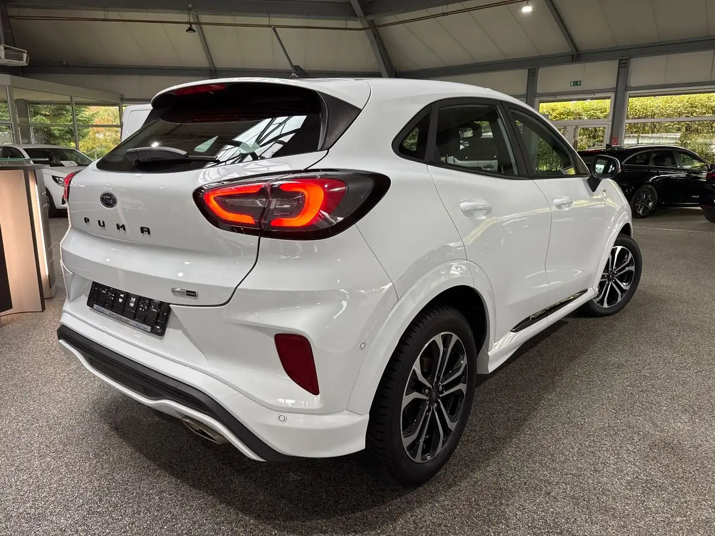 Ford Puma 1.0i MH Aut.ST-Line ACC Navi LED RfK Winter Weiß - 2