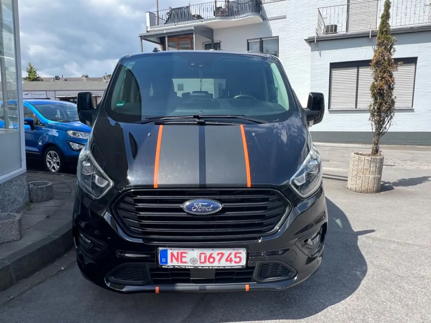 Ford Tourneo Custom TourneoCustom SPORT+AUTOMATIK+LEDER+XENON+KAMERA Negro - 2