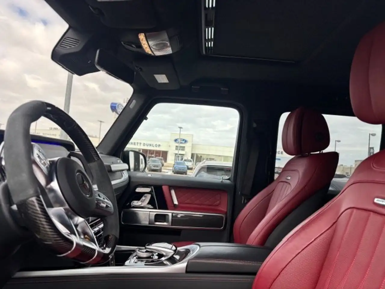 Mercedes-Benz G-Class снимка Mercedes-Benz G-Class