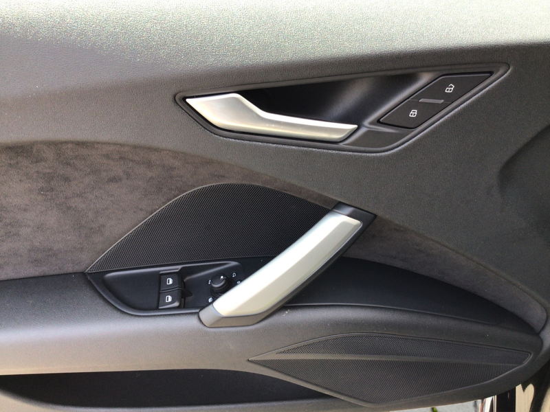Audi TT Roadster 1.8 TFSI S tronic S-SITZ/NAV/SHZ — photo 6