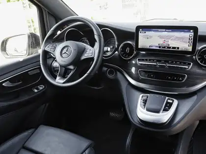 Annonce voiture d'occasion Mercedes-Benz EQV 300 - CARADIZE