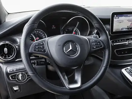 Annonce voiture d'occasion Mercedes-Benz EQV 300 - CARADIZE