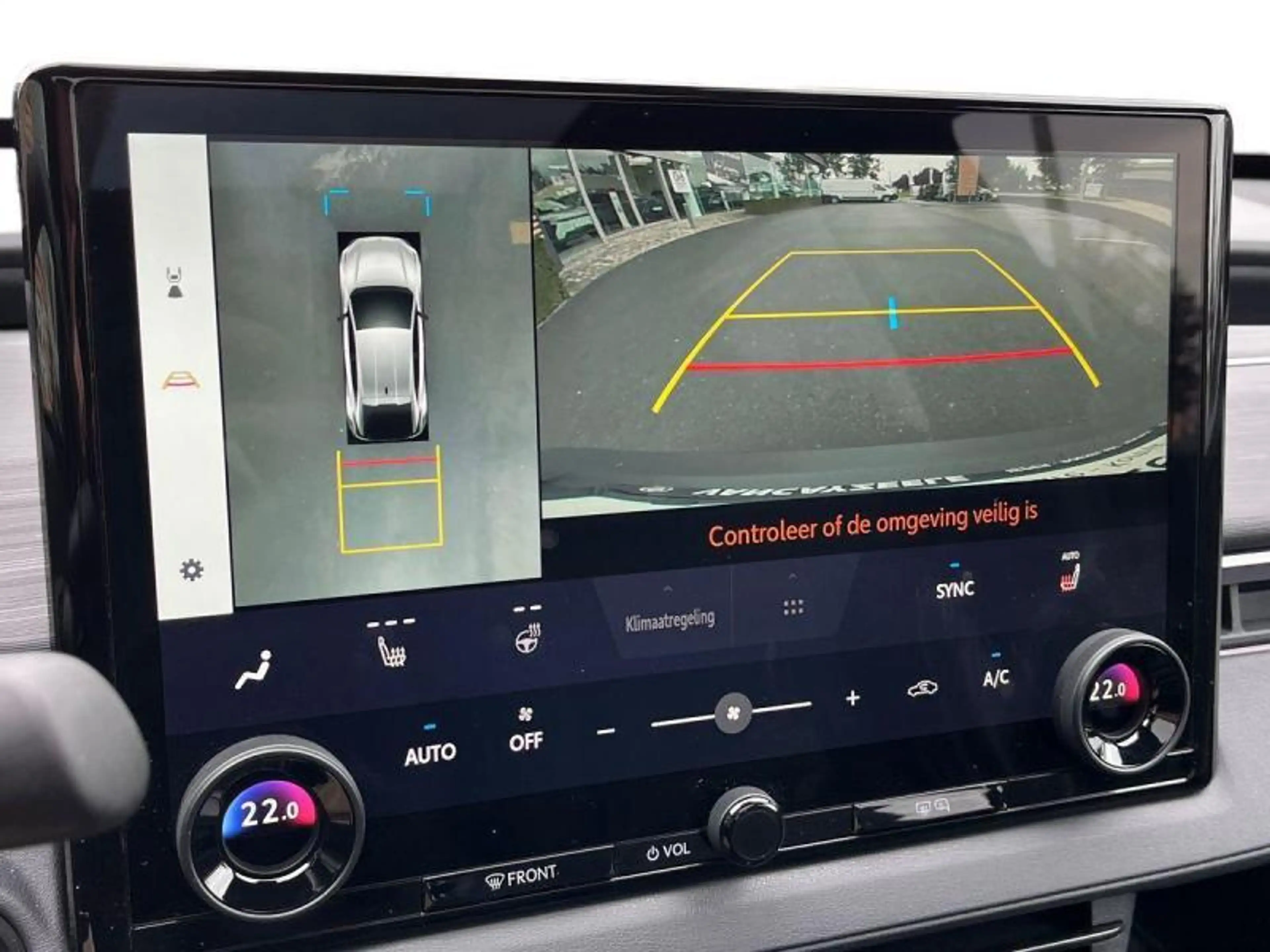 Toyota C-HR+ Style+hitechpack+360°camera+gps+sens V+A — photo 12