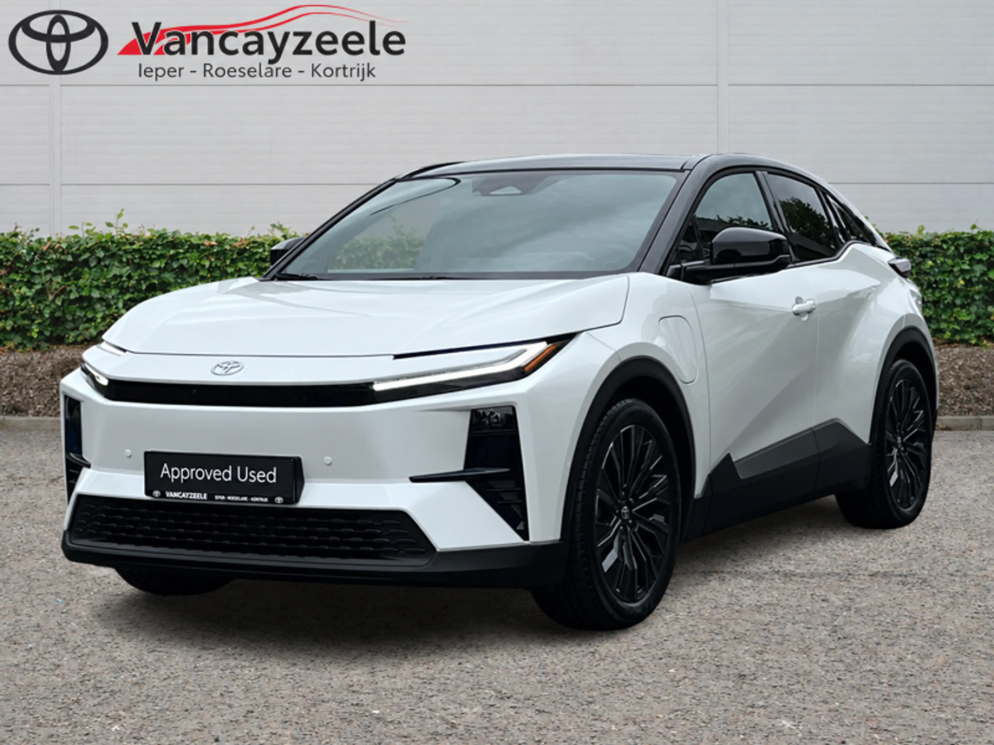 Toyota C-HR+ Style+hitechpack+360°camera+gps+sens V+A